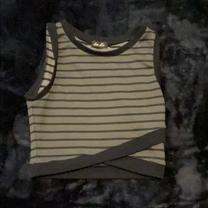Crop top
